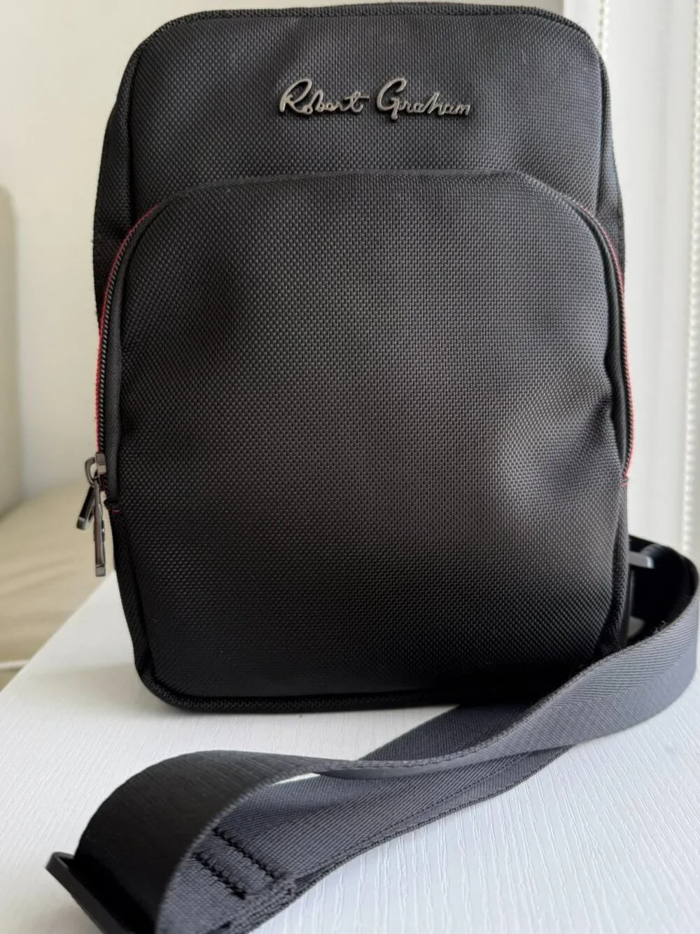 Robert Graham Versatile Crossbody Bag – Black – Excellent Condition